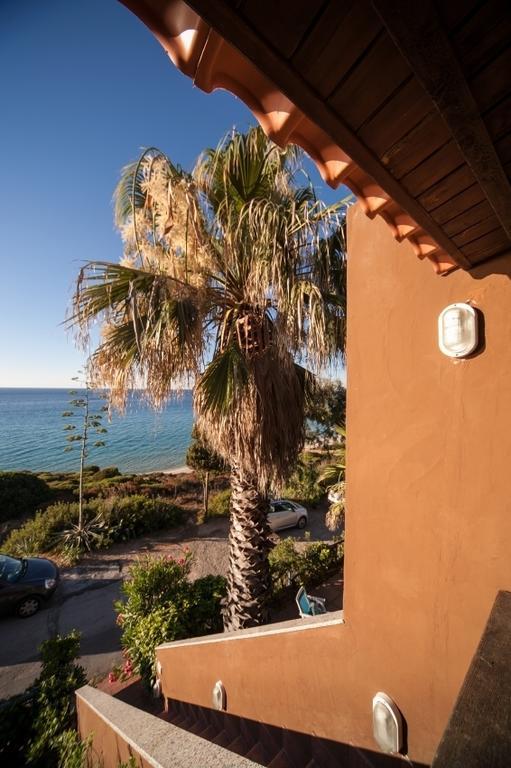 Appartamento Sole E Mare Santa Margherita di Pula Eksteriør billede